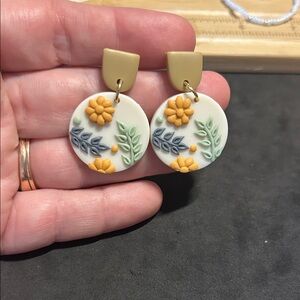 Floral Clay Earrings in Cream and Gold
